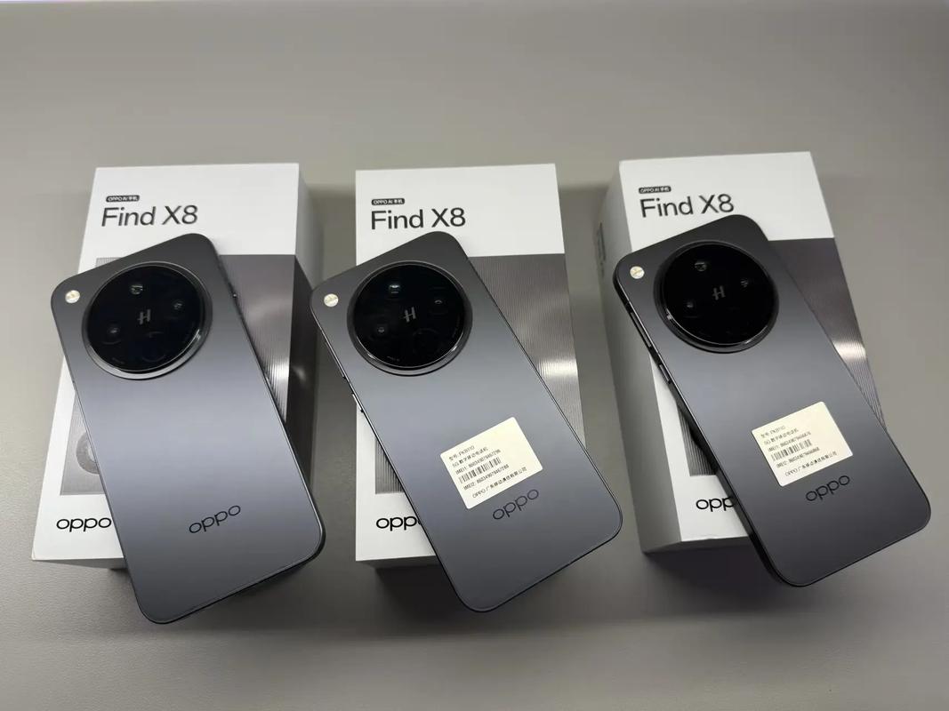 Realme真我Neo8 G机甲