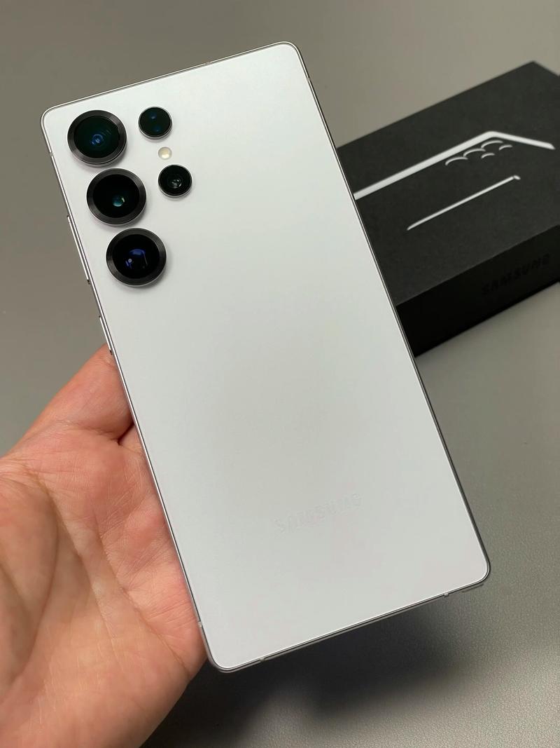 三星S25Ultra钛影