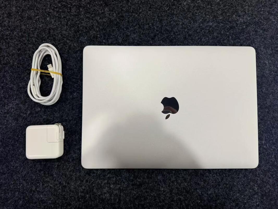 25款苹果笔记本Air13.6 M4 10核 10图形 天不换机